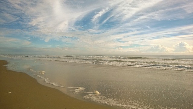 beach-964940_640